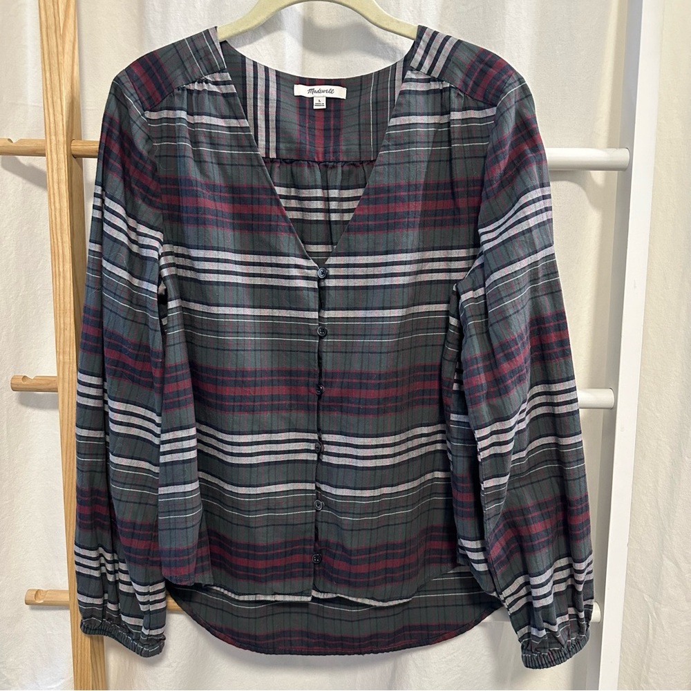 Madewell, L - button-down v-neck blouse in plaid, billowy sleeves, cotton